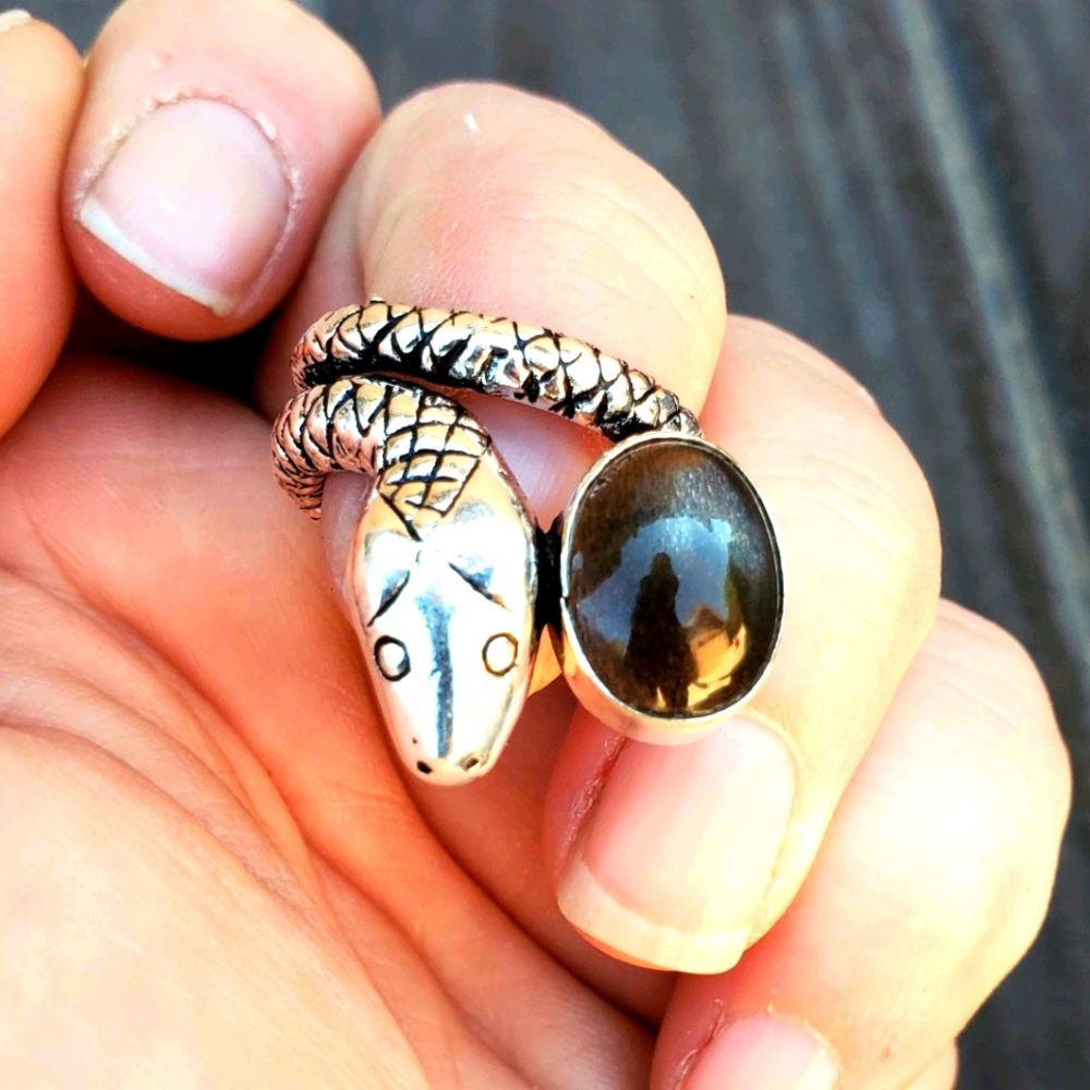 New Star Sapphire 925 Silver Snake Ring.